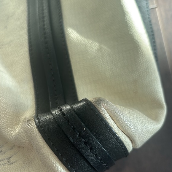 Chloe Leather Tote Bag - Picture 4 of 11